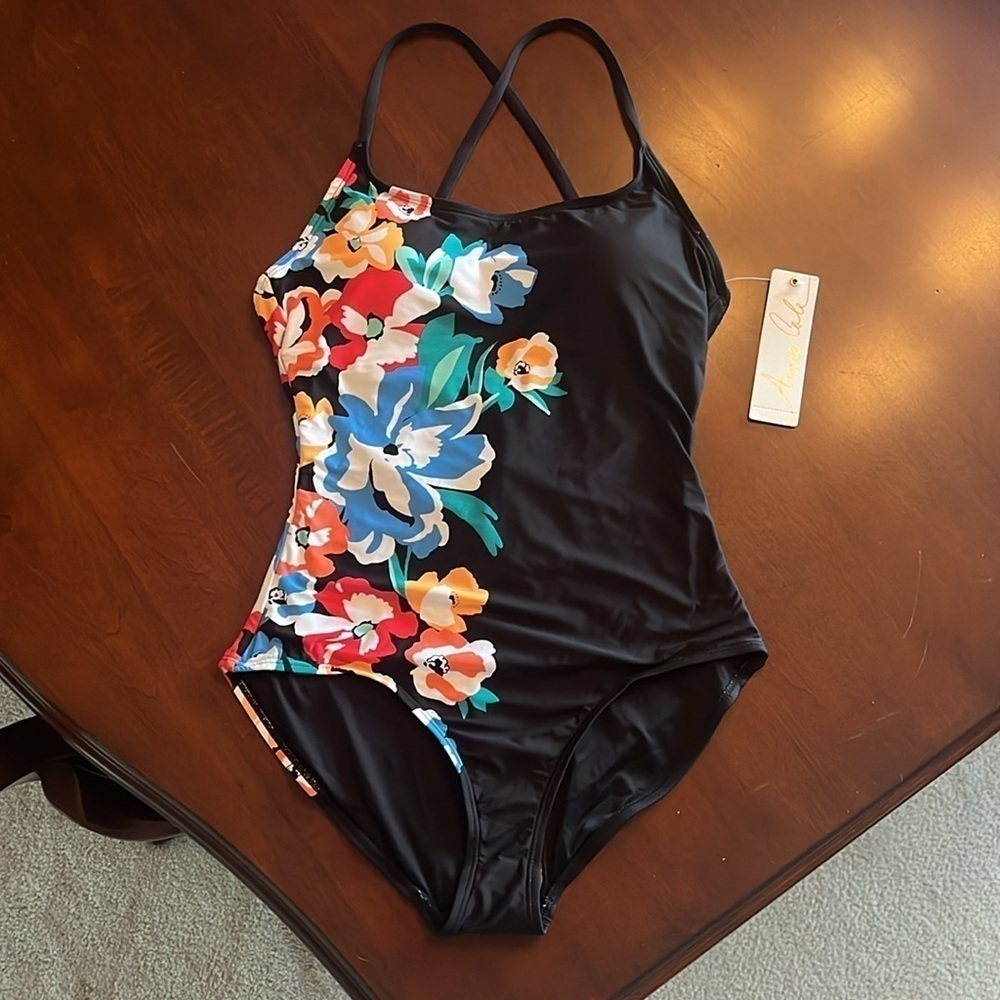 Brand New Anne Cole Black Floral Swimsuit Formed Bra Cups Criss Cross Tie Back